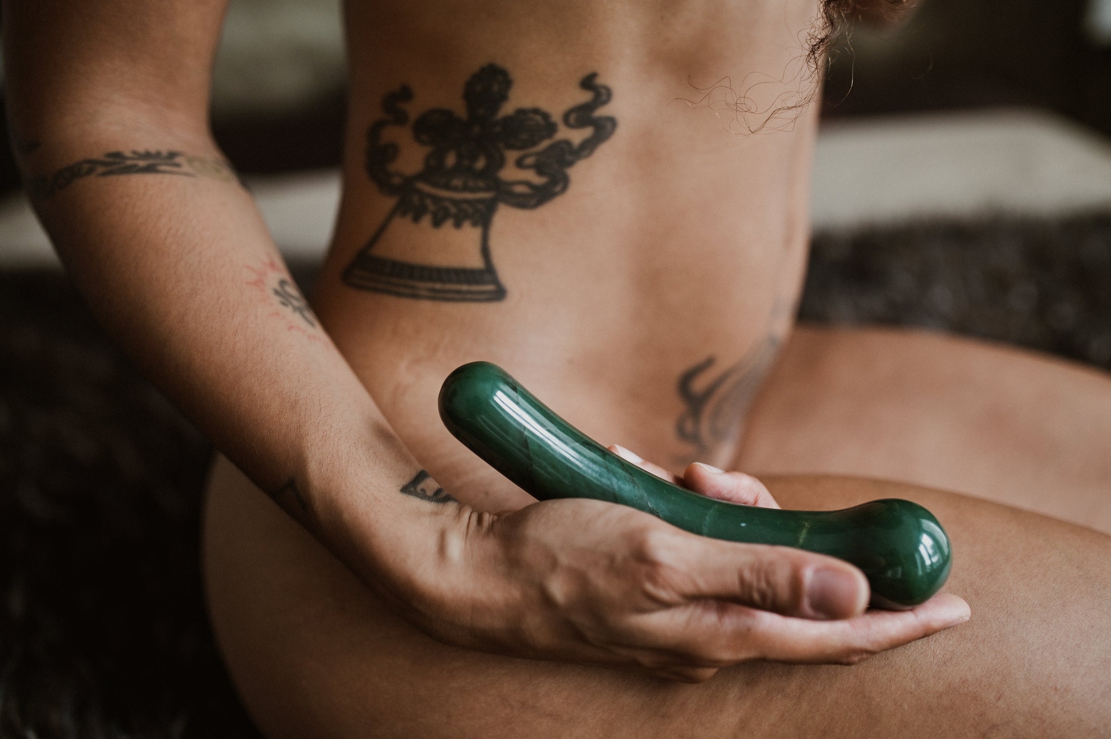 NEPHRITE JADE CURVED WAND