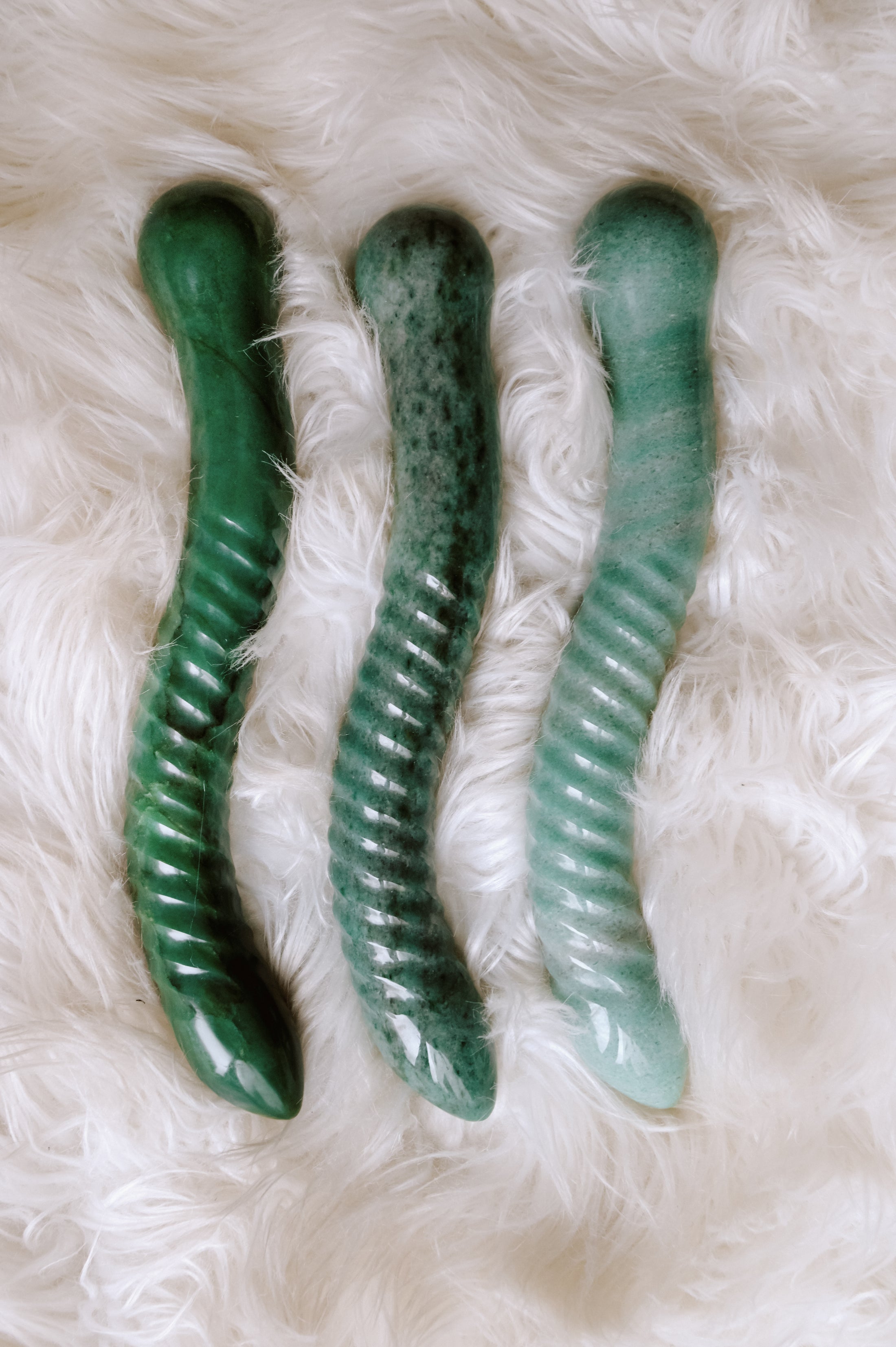 OPHIDIA™ NEPHRITE JADE WAND