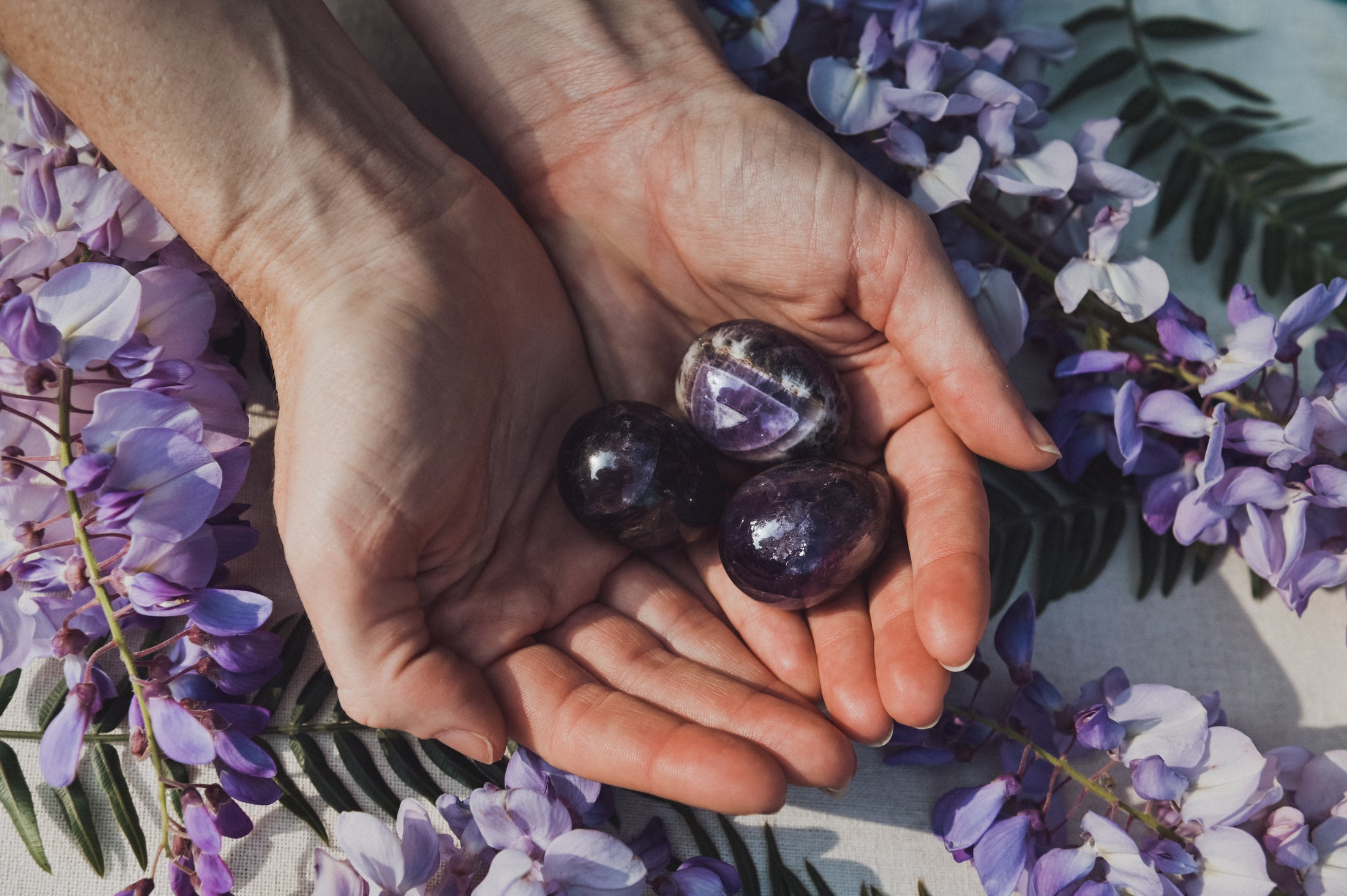 AMETHYST YONI EGG - GIA CERTIFIED
