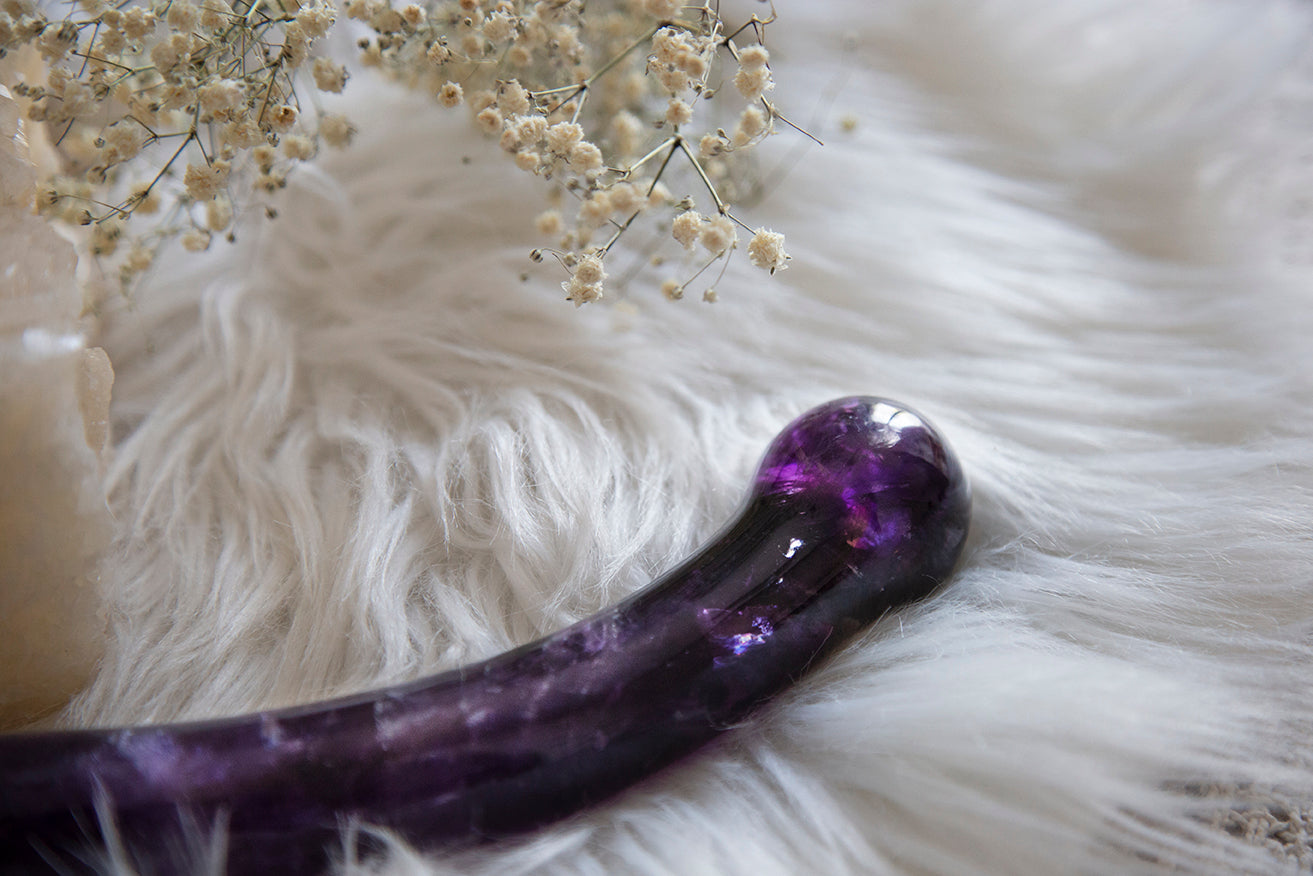 AMETHYST CURVED WAND