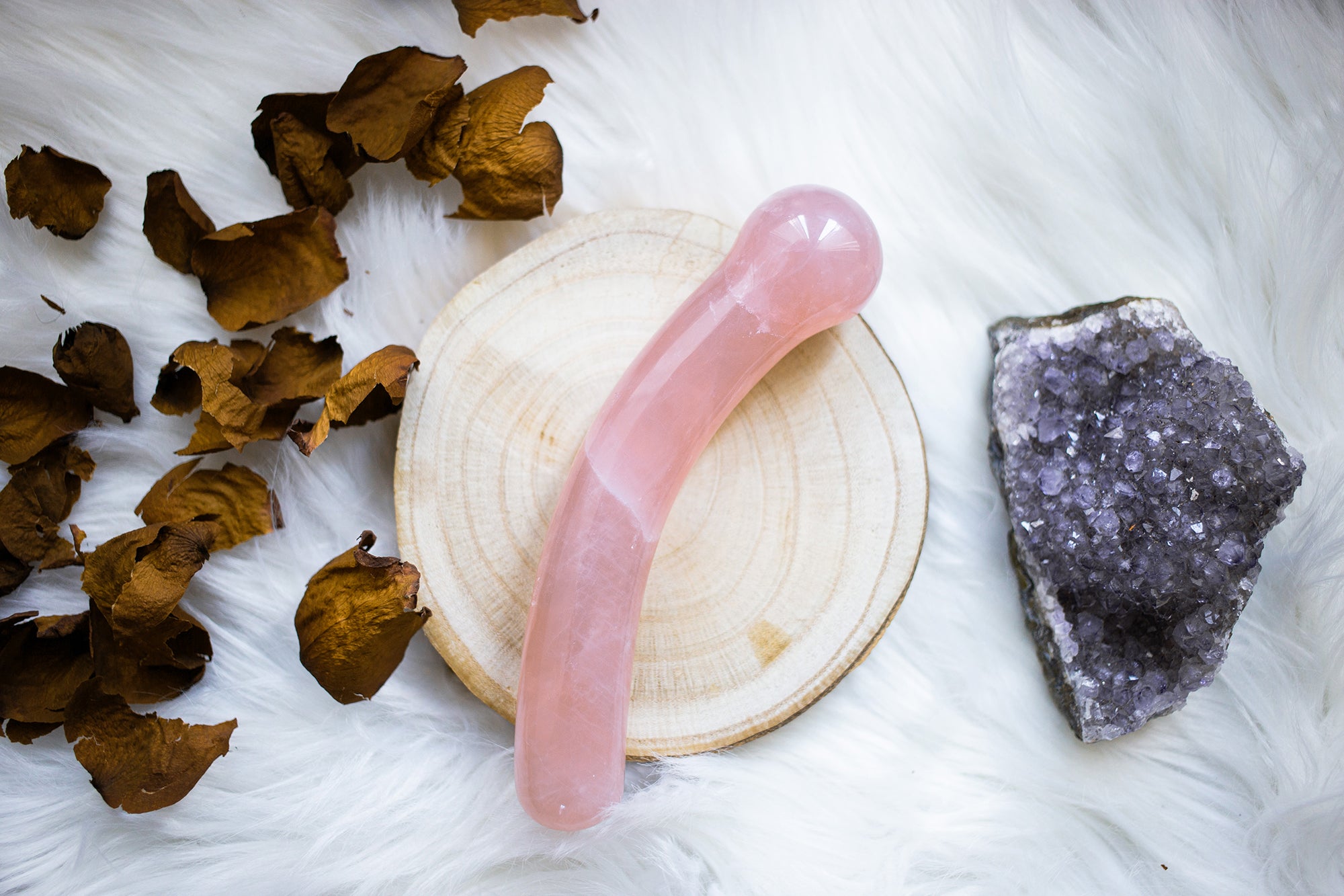 ROSE CURVED YONI WAND