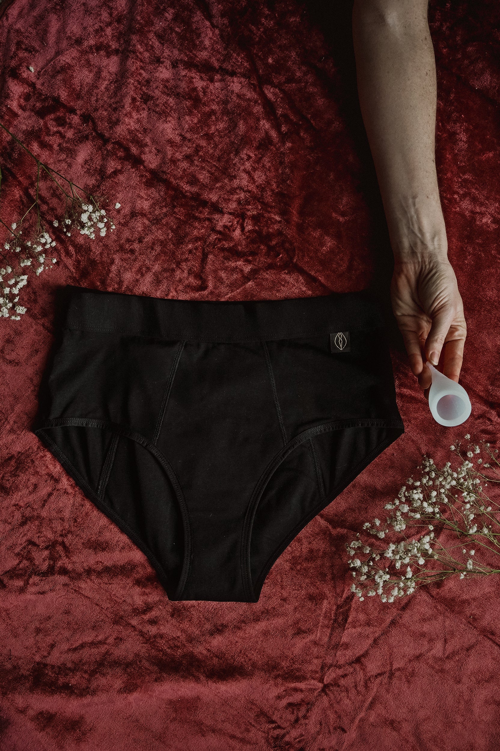 SACRED FLOW BUNDLE ✦ Sacred Woman Cup + MoonFlow™ Underwear