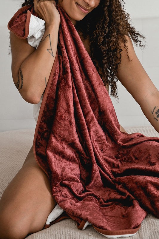 YONI BLANKET