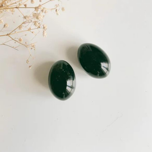 SALE | NEPHRITE JADE EGG - GIA CERTIFIED