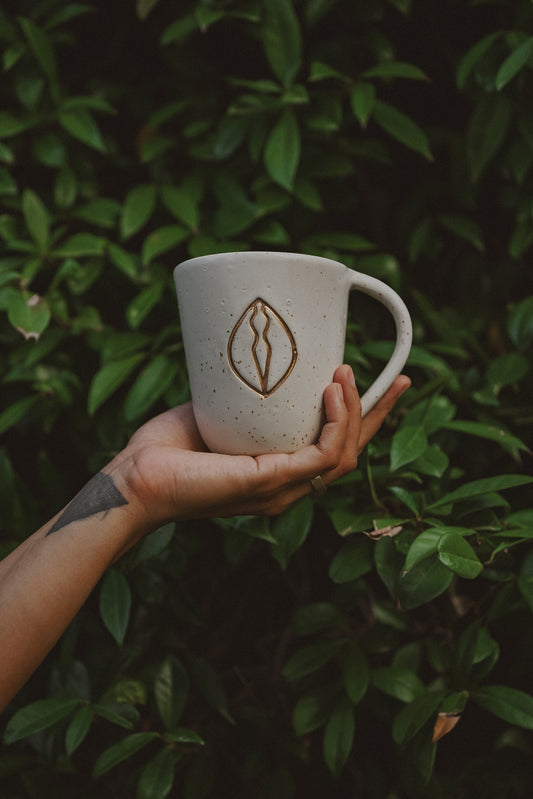 SACRED WOMAN CERAMIC MUG ✦ BY CERAMICA NUA