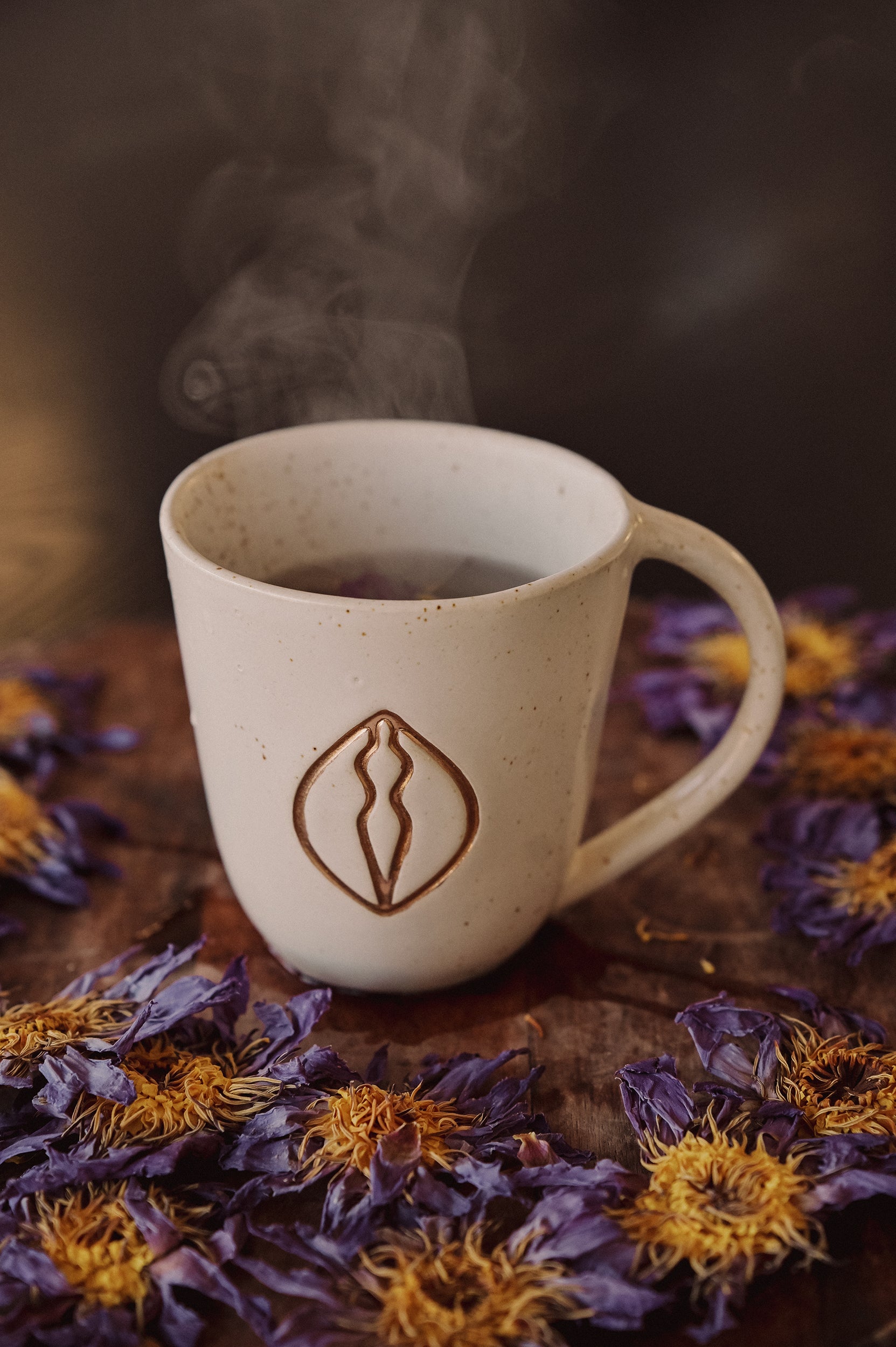 SACRED WOMAN CERAMIC MUG ✦ BY CERAMICA NUA