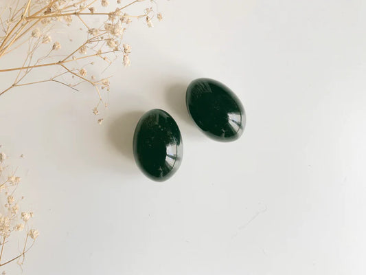 SALE | NEPHRITE JADE EGG - GIA CERTIFIED