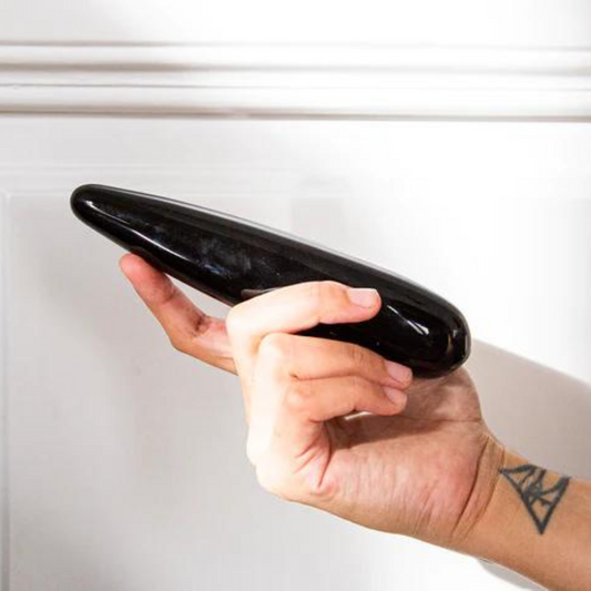 SALE | BLACK VENUS TRADITIONAL WAND
