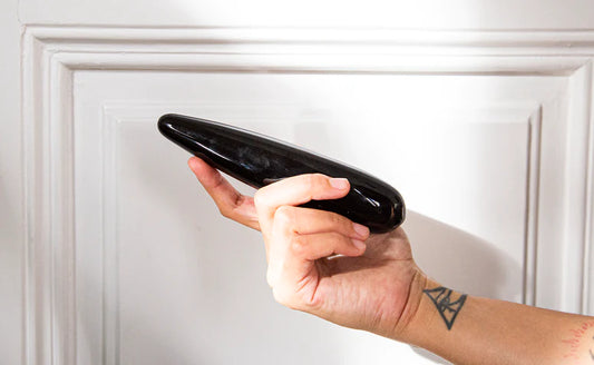 SALE | BLACK VENUS TRADITIONAL WAND