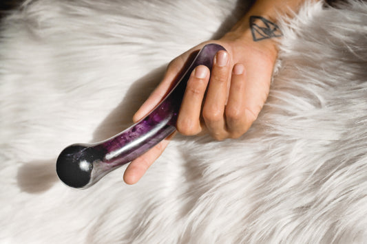 AMETHYST CURVED WAND